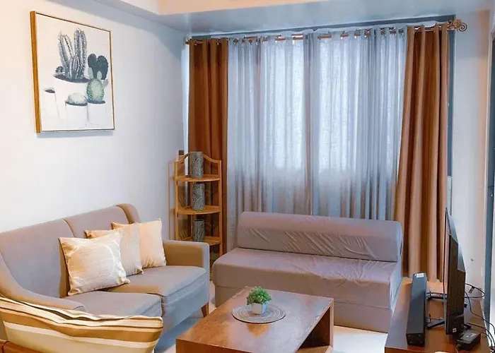 2br Unit With Balcony- Pool Access- Near Airport 4*
