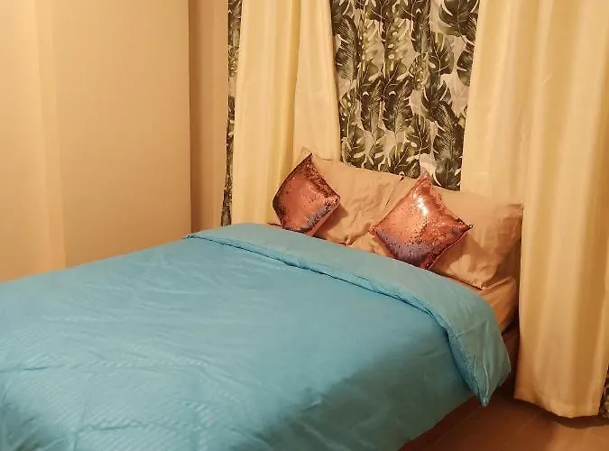 2br Unit With Balcony- Pool Access- Near Airport Hotel 4*